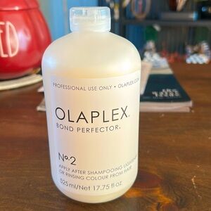 OLAPLEX 
Bond Perfector
17.75 oz
